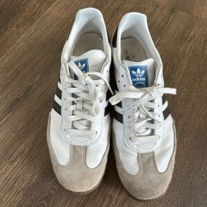 Men’s Adidas Sambas size 14